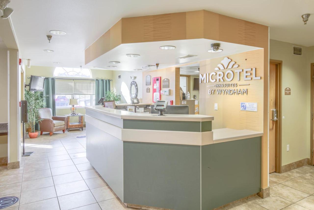 Microtel Inn & Suites By Wyndham Gulf Shores Exterior photo