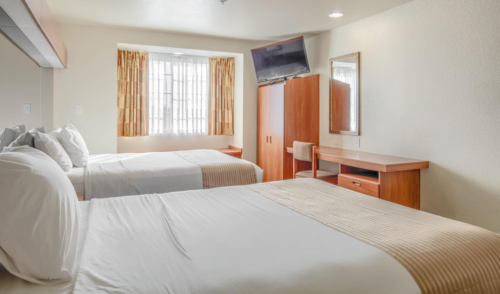 Microtel Inn & Suites By Wyndham Gulf Shores Exterior photo
