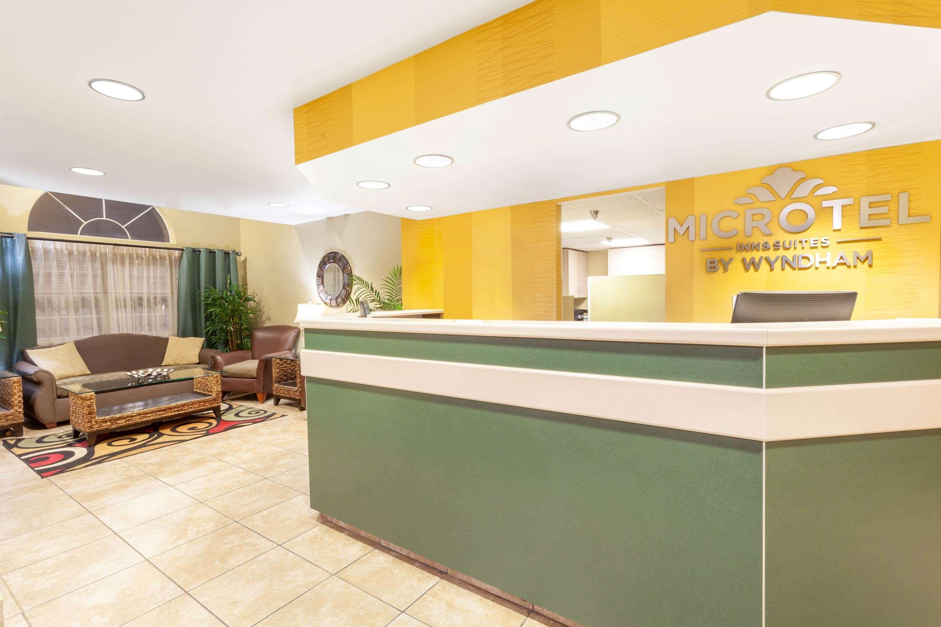 Microtel Inn & Suites By Wyndham Gulf Shores Exterior photo