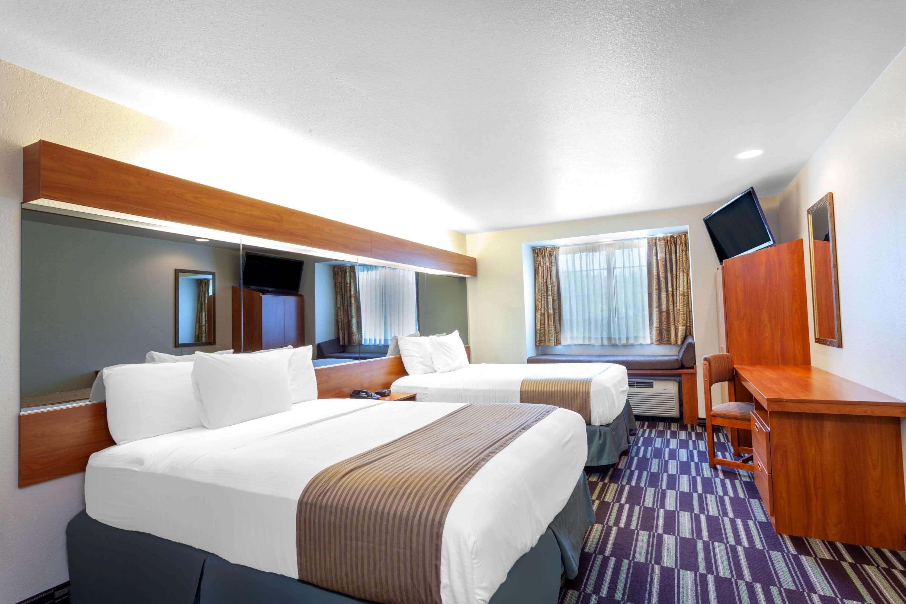 Microtel Inn & Suites By Wyndham Gulf Shores Exterior photo